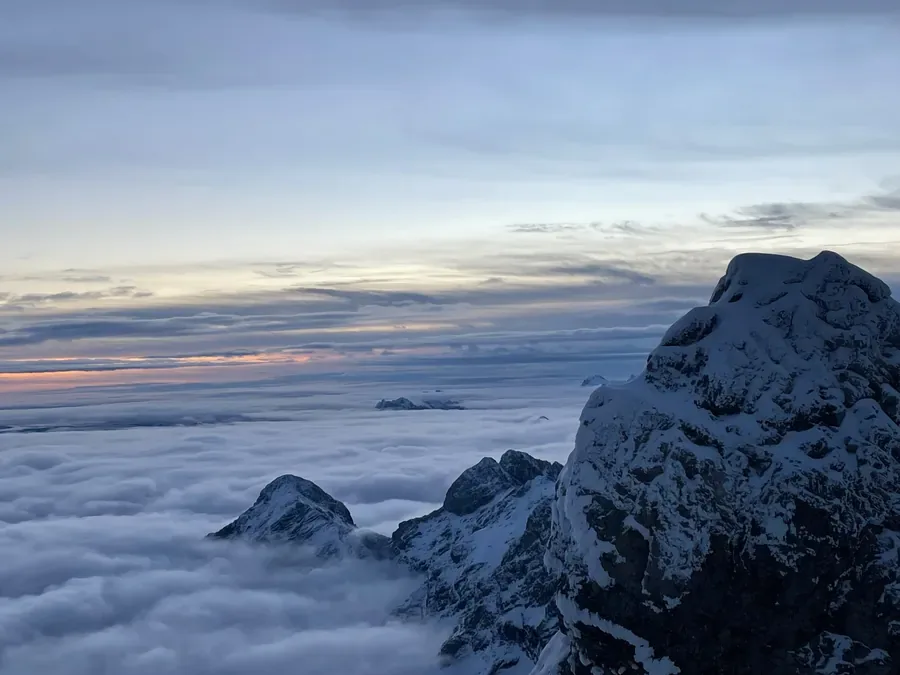 Über den Wolken